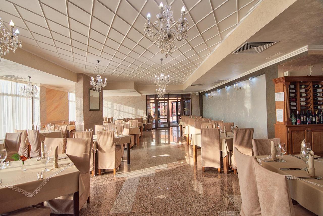Park Hotel Arbanassi Extérieur photo