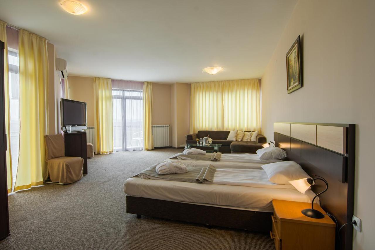 Park Hotel Arbanassi Extérieur photo