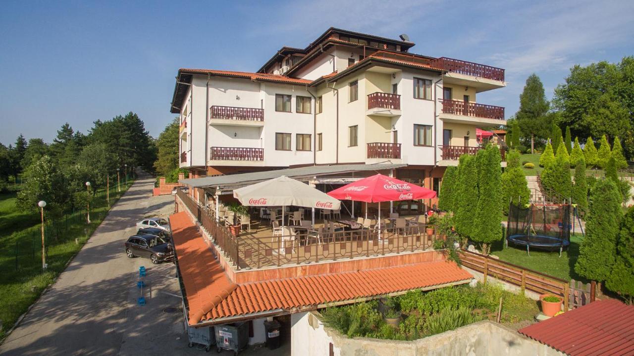 Park Hotel Arbanassi Extérieur photo
