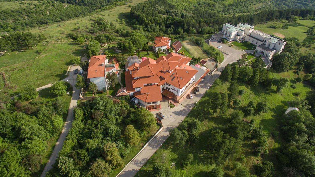 Park Hotel Arbanassi Extérieur photo
